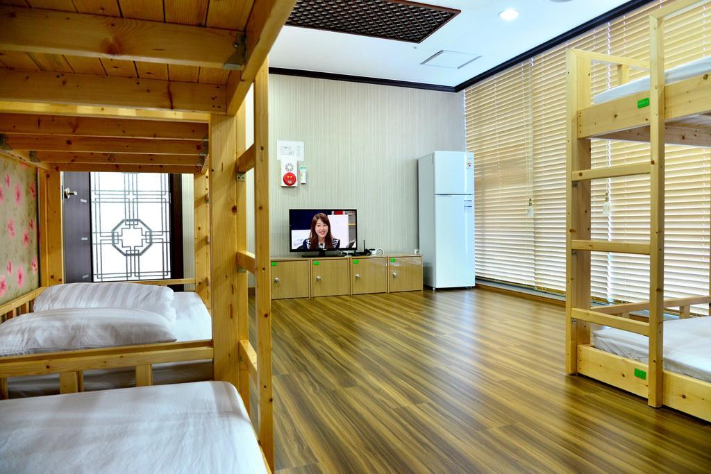 Seom Guesthouse Seogwipo Eksteriør bilde