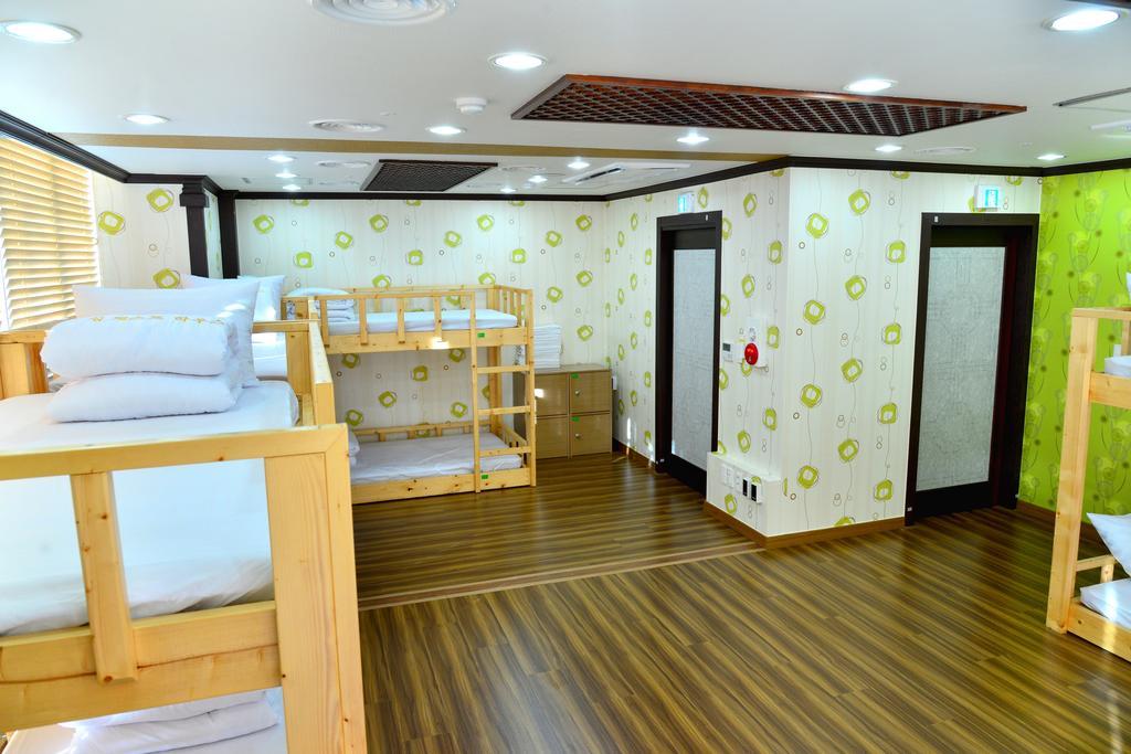 Seom Guesthouse Seogwipo Eksteriør bilde