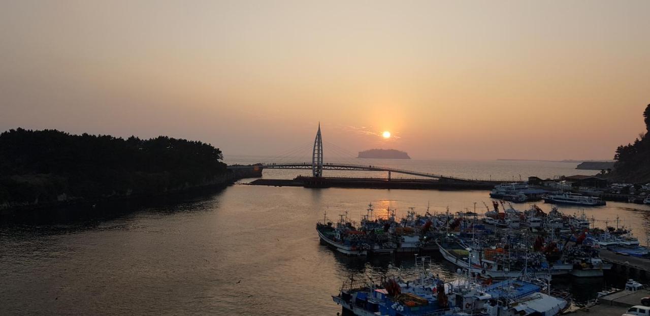 Seom Guesthouse Seogwipo Eksteriør bilde